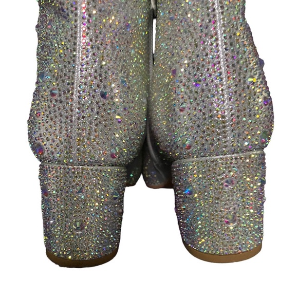 HEIRLOOM Bridal Boots Size 9 - Picture 7 of 10